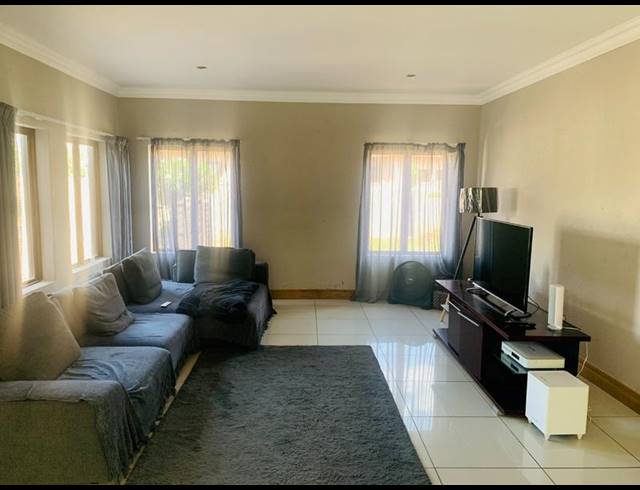 4 BEDROOM HOUSE FOR SALE IN SAVANNAH COUNTRY ESTATE